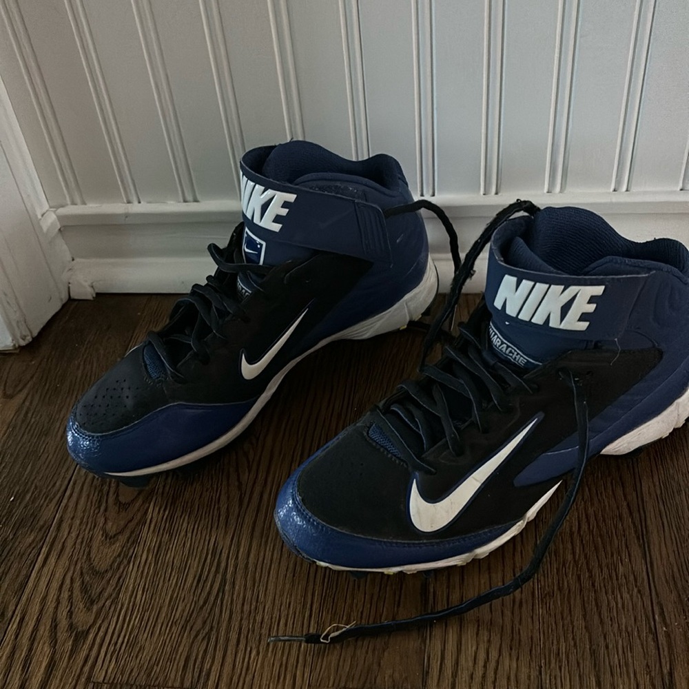 Nike 7.5 royal blue & black baseball cleats